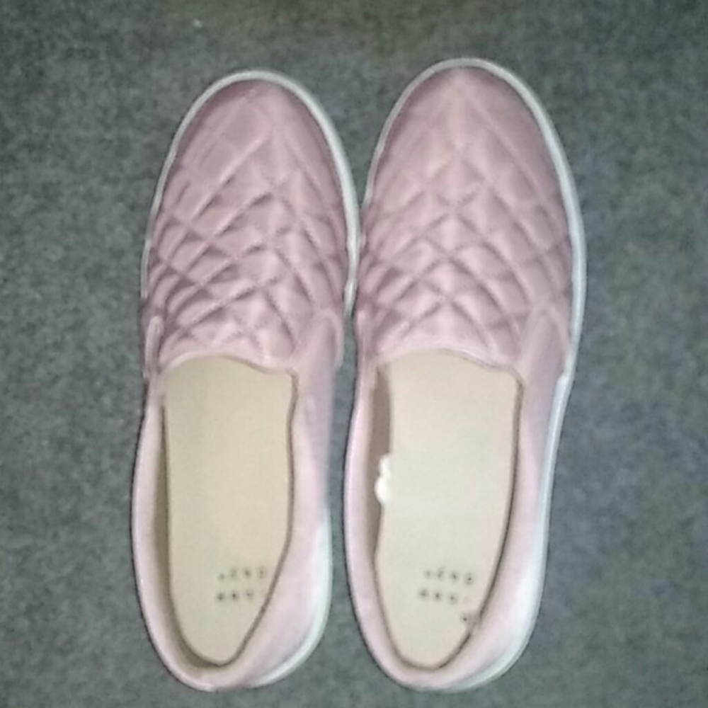 Pink slip ons